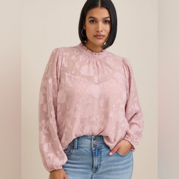 torrid Tops - Torrid Chiffon Clip Floral Bubble Hem Blouse Size 2